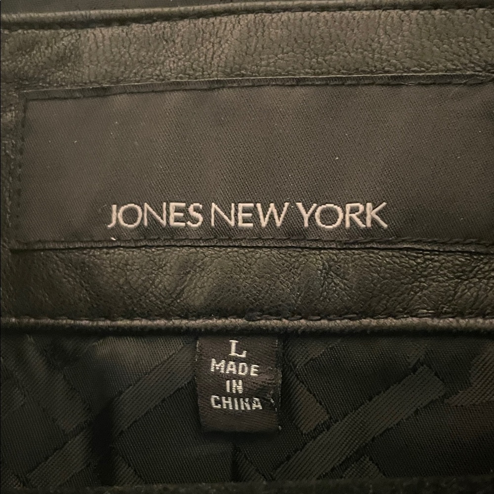 Jones New York Black Leather Jacket - Picture 2 of 6